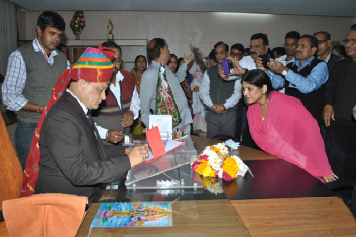 Dr Sarvepalli Radhakrishnan Rajasthan Ayurved University, Jodhpur Dr Sarvepalli Radhakrishnan Rajasthan Ayurved University Jodhpur